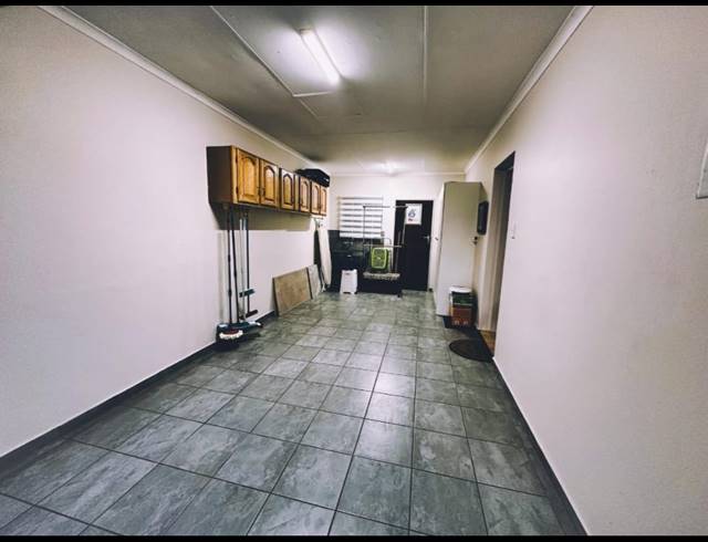 2 BEDROOM TOWNHOUSE FOR SALE IN THREE RIVERS